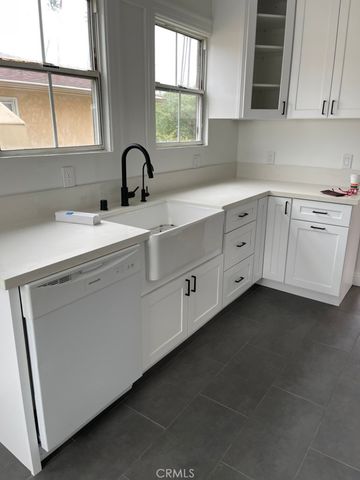 4467 Victoria Park 4467, Los Angeles, CA 90019