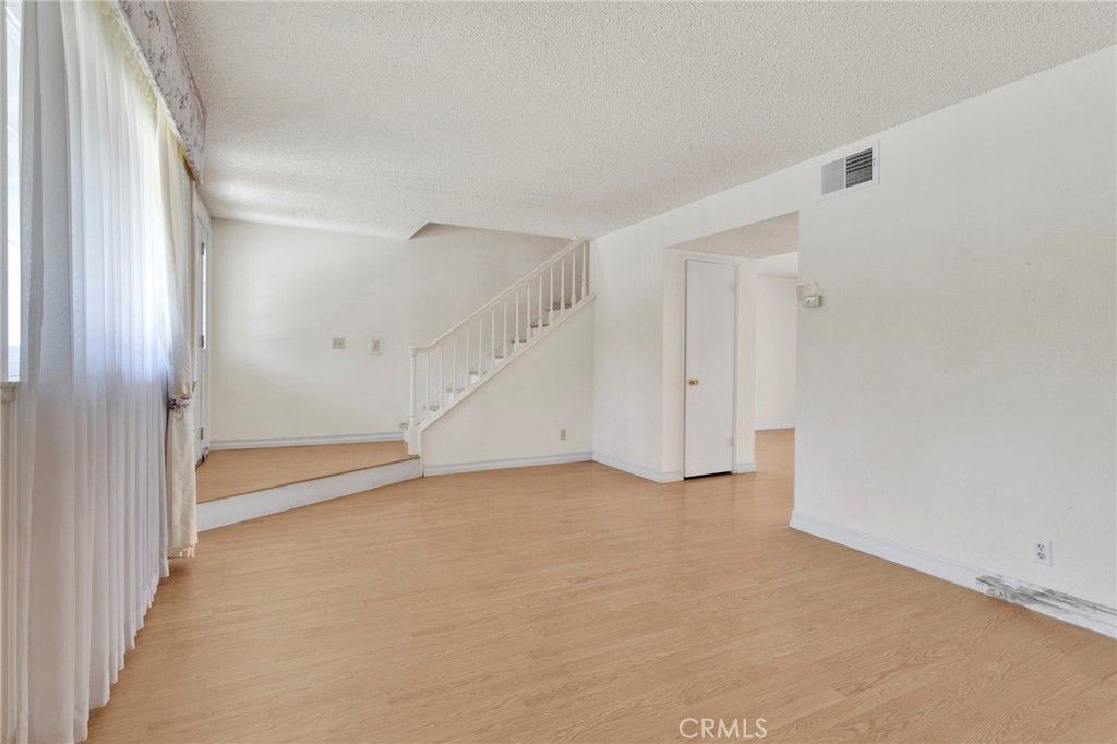 Image 11 of property listing at 10031 Delano, Cypress, CA 90630
