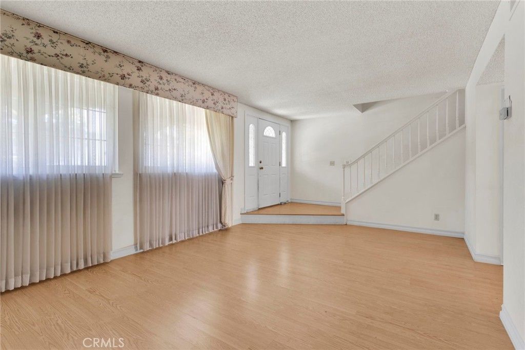 Image 12 of property listing at 10031 Delano, Cypress, CA 90630