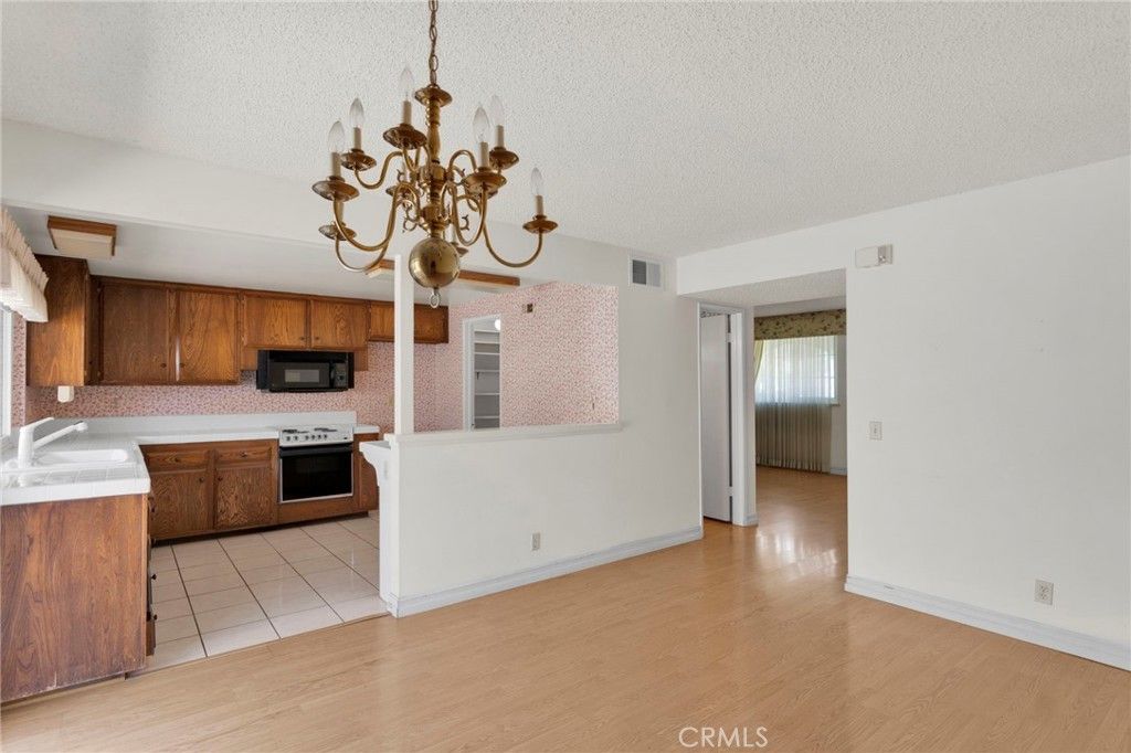 Image 24 of property listing at 10031 Delano, Cypress, CA 90630