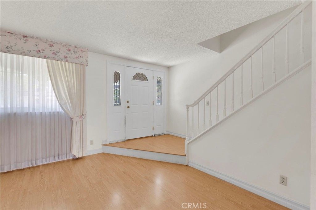 Image 6 of property listing at 10031 Delano, Cypress, CA 90630