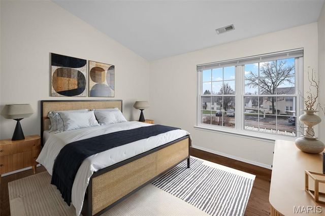 1042 Sugar Creek Court 8, St Peters, MO 63376