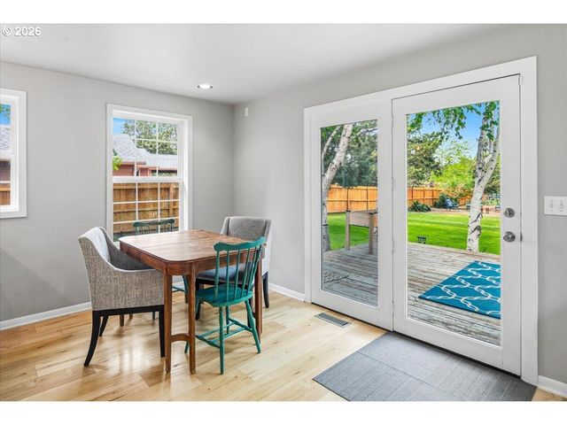 3597 Sw 32nd St, Redmond, OR 97756