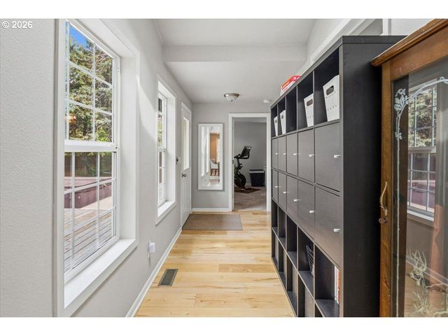 3597 Sw 32nd St, Redmond, OR 97756