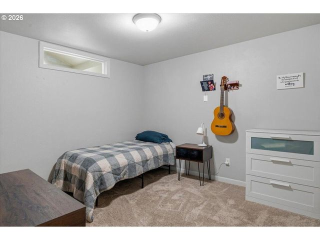 3597 Sw 32nd St, Redmond, OR 97756