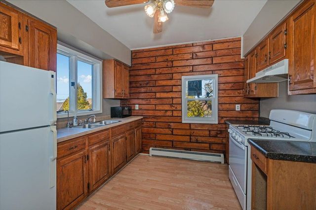 1301 Hughitt Ave, Superior, WI 54880