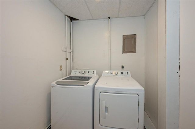 1301 Hughitt Ave, Superior, WI 54880