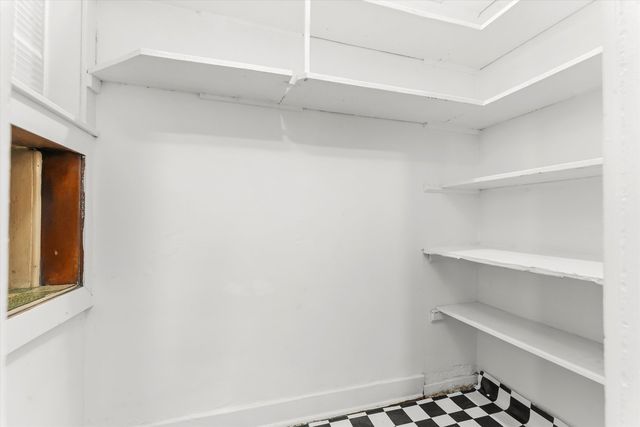 4744 W Roscoe Street 2, Chicago, IL 60641