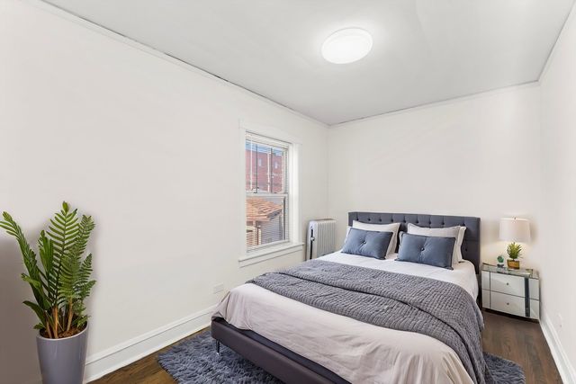 4744 W Roscoe Street 2, Chicago, IL 60641