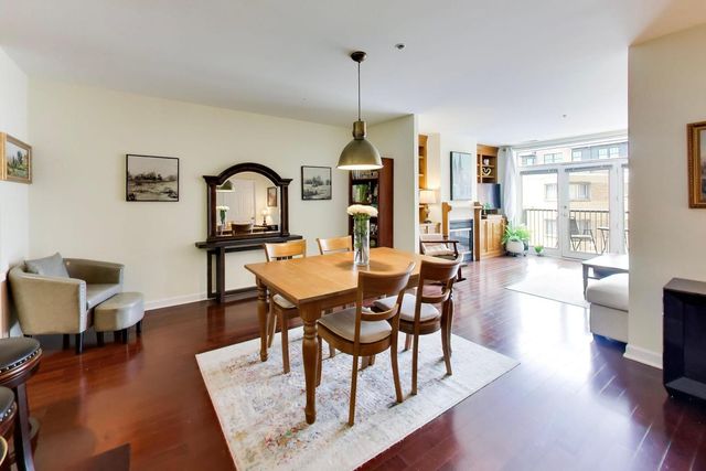 1107 Greenleaf Avenue 3G, Wilmette, IL 60091