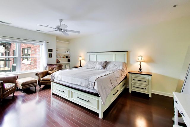1107 Greenleaf Avenue 3G, Wilmette, IL 60091