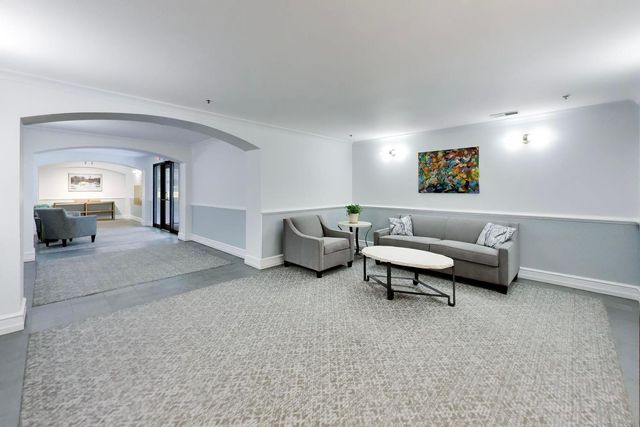 1107 Greenleaf Avenue 3G, Wilmette, IL 60091