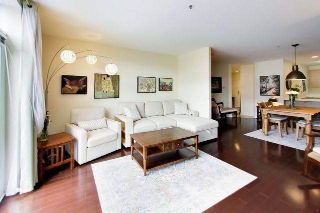 1107 Greenleaf Avenue 3G, Wilmette, IL 60091