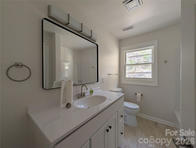 945 Summers Road, Valdese, NC 28690