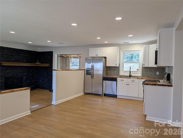945 Summers Road, Valdese, NC 28690