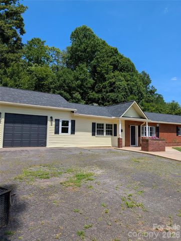 945 Summers Road, Valdese, NC 28690