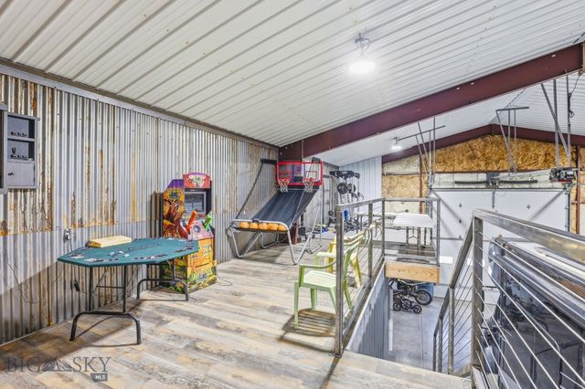 646 Hulbert Road W, Bozeman, MT 59718