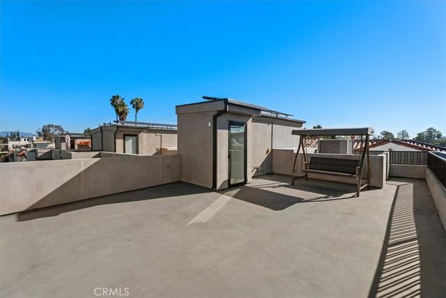 4322 N SERENE Place, Studio City, CA 91604