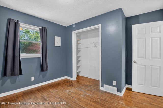 3216 Young Avenue, Lansing, MI 48906