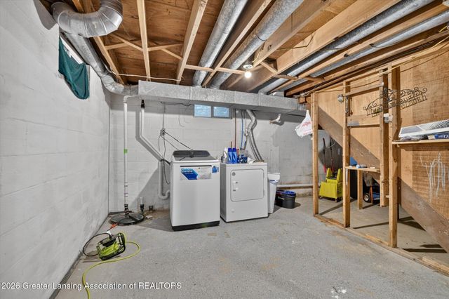 3216 Young Avenue, Lansing, MI 48906