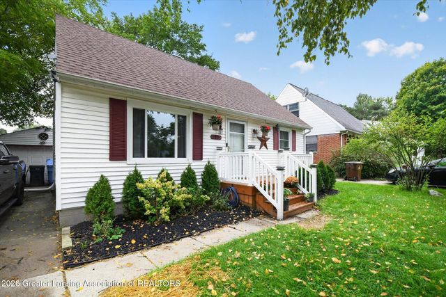 3216 Young Avenue, Lansing, MI 48906