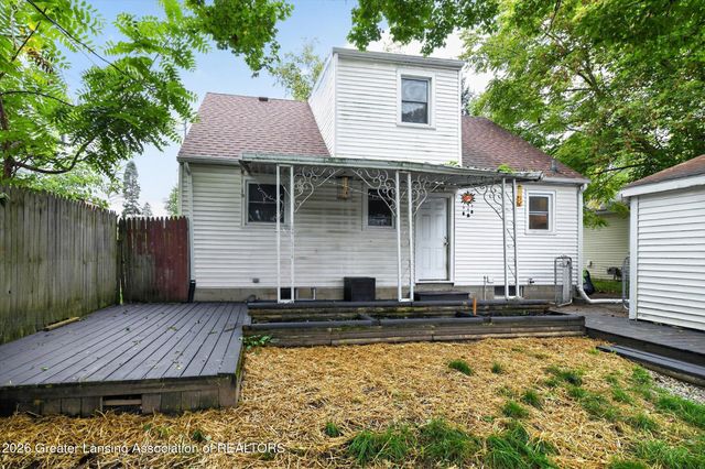 3216 Young Avenue, Lansing, MI 48906