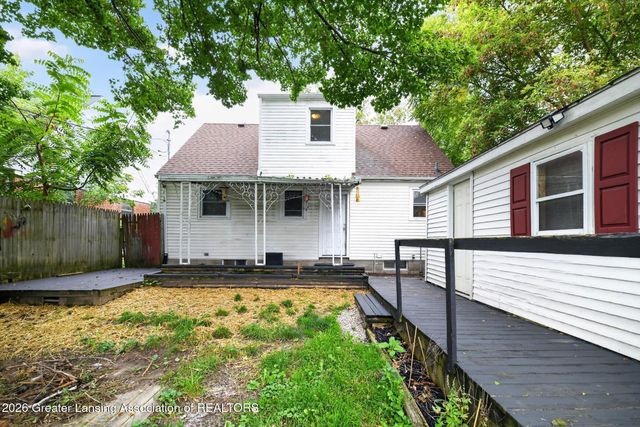 3216 Young Avenue, Lansing, MI 48906