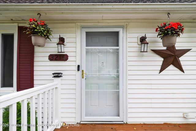 3216 Young Avenue, Lansing, MI 48906