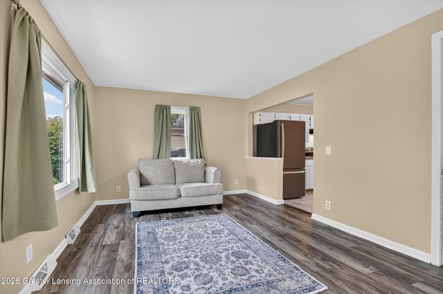 3216 Young Avenue, Lansing, MI 48906