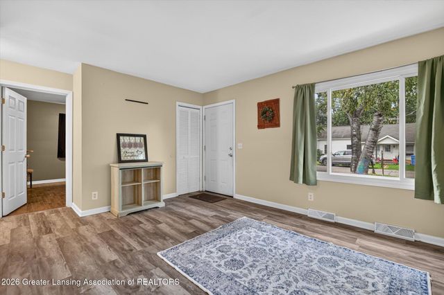 3216 Young Avenue, Lansing, MI 48906