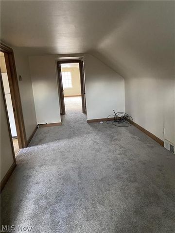 587 Tod Lane, Youngstown, OH 44504