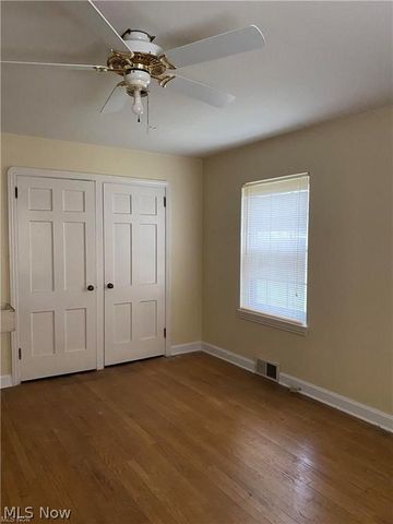 587 Tod Lane, Youngstown, OH 44504