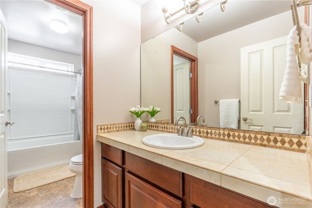 35087 S 41st Pl, Auburn, WA 98001
