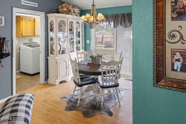 1405 Buckboard Way, Fernley, NV 89408