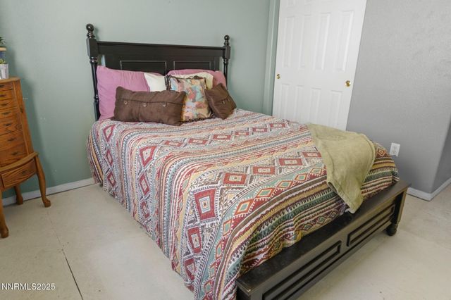 1405 Buckboard Way, Fernley, NV 89408