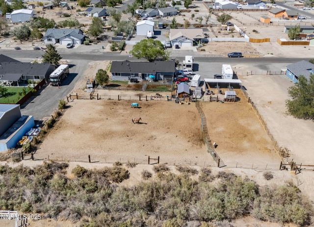1405 Buckboard Way, Fernley, NV 89408