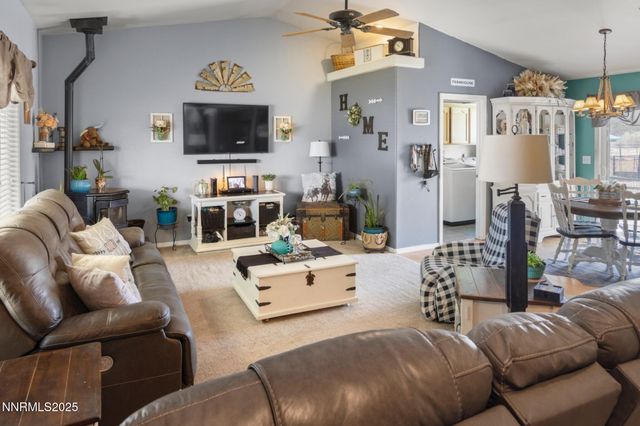 1405 Buckboard Way, Fernley, NV 89408