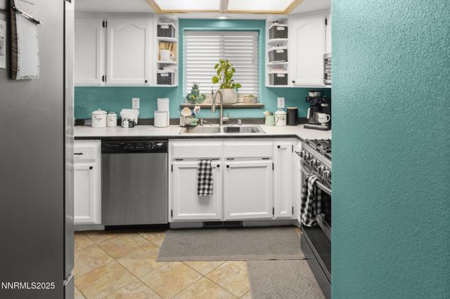 1405 Buckboard Way, Fernley, NV 89408