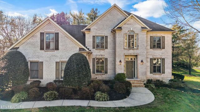 8950 Isherwood Lane, Knoxville, TN 37922