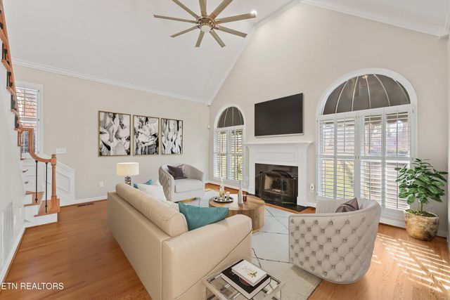 8950 Isherwood Lane, Knoxville, TN 37922