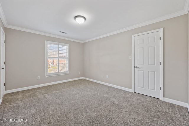 8950 Isherwood Lane, Knoxville, TN 37922