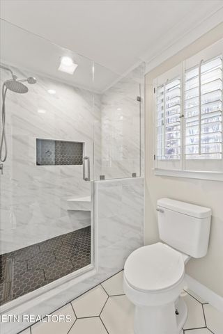 8950 Isherwood Lane, Knoxville, TN 37922