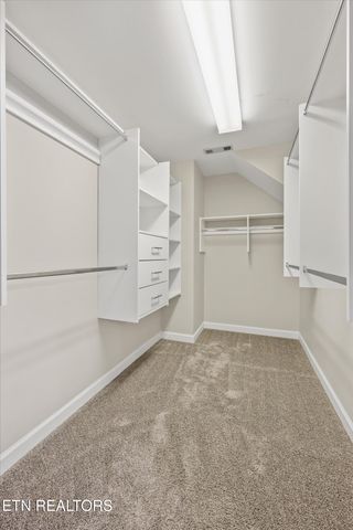 8950 Isherwood Lane, Knoxville, TN 37922