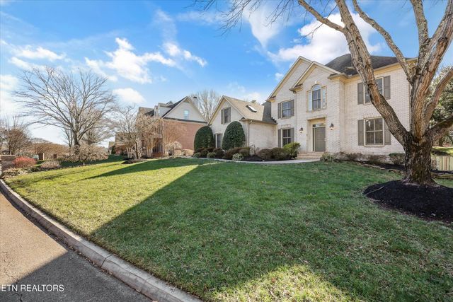 8950 Isherwood Lane, Knoxville, TN 37922