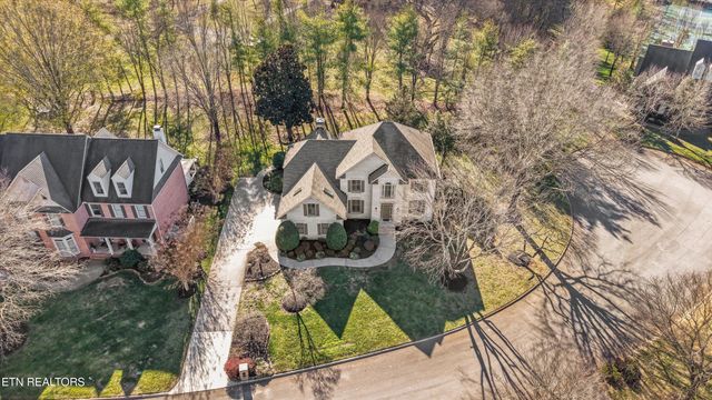 8950 Isherwood Lane, Knoxville, TN 37922