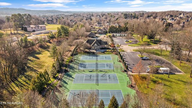 8950 Isherwood Lane, Knoxville, TN 37922