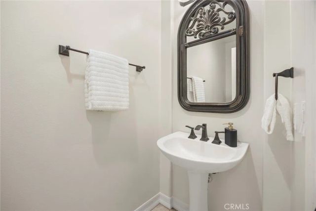 2503 San Miguel Dr, Orange, CA 92867