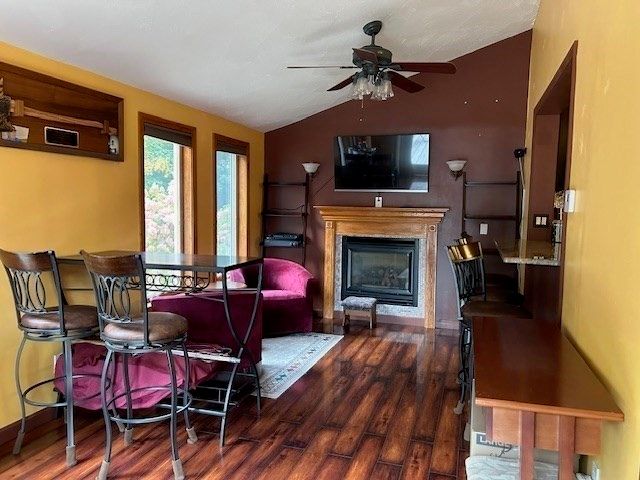 14A Reed St., Londonderry, NH 03053