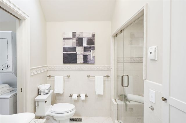 10 Crandon Way, Brighton, NY 14618