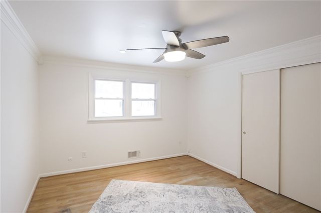 10 Crandon Way, Brighton, NY 14618